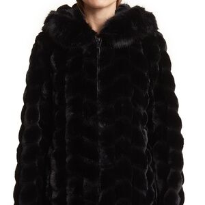Beautiful Via Spiga Grooved Faux Fur Hooded Coat XL NWT